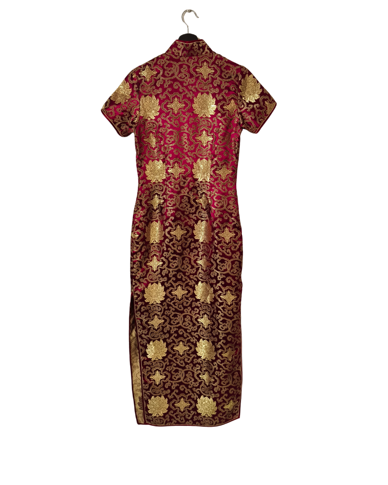 Qipao burdeos/ oro