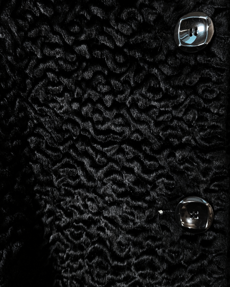 Abrigo no astracán - Una cosa es una cosa