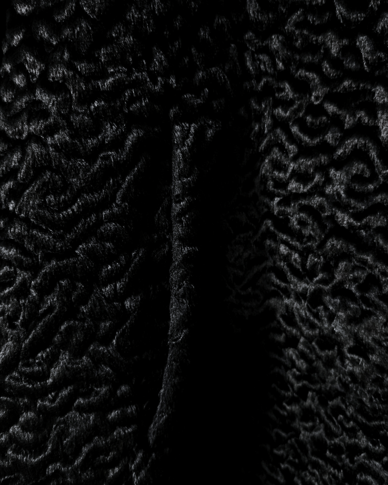 Abrigo no astracán - Una cosa es una cosa