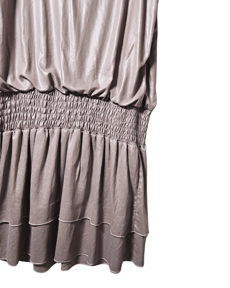 Vestido lavanda con detalle floral - Una cosa